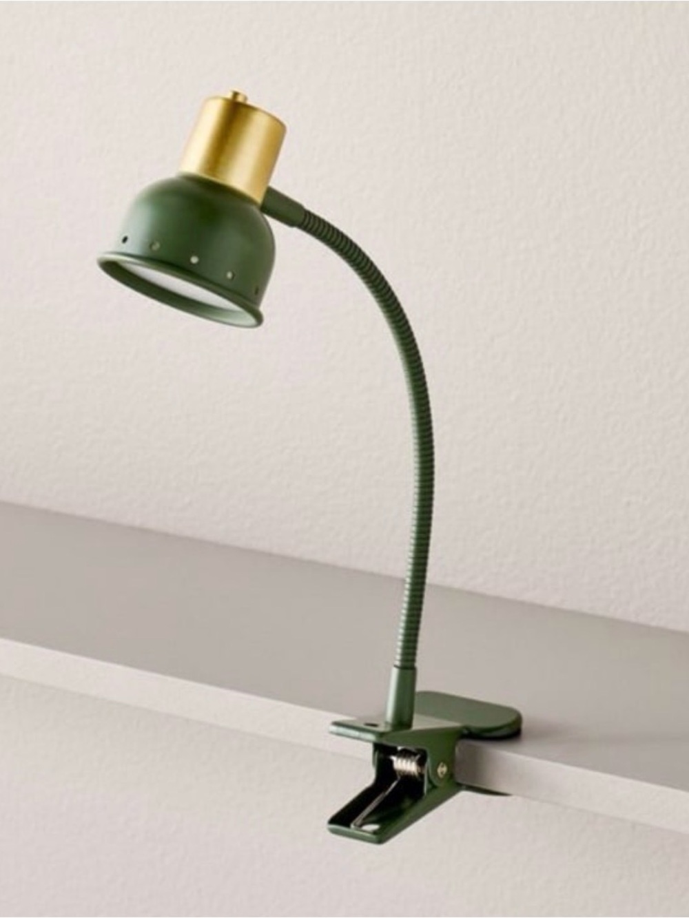 Hearth & Hand with Magnolia - Reading Book Light Green